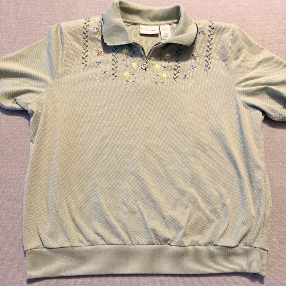 Alfred Dunner Womens L Sage Green Floral Dragonfly Embroidered 1/4 Zip Top